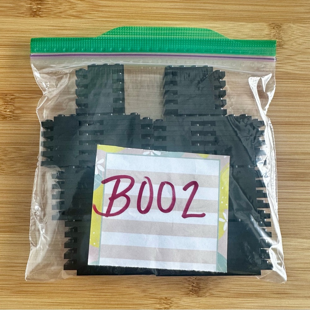 BULK LEGO - 100 Lego Black Blocks 2x3, 2x4, 2x6 & 2x8 Bricks